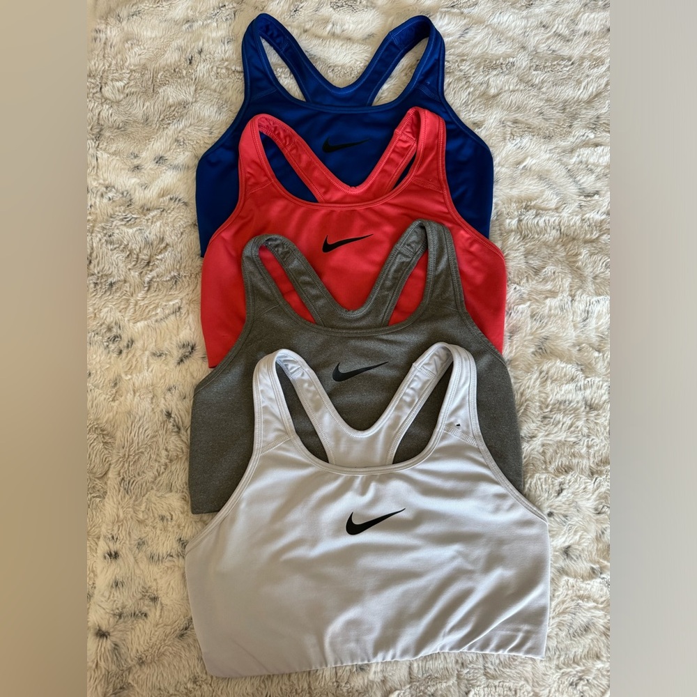 🩵Nike Dri Fit Sports Bras Size Large-Bundle of 4🩵